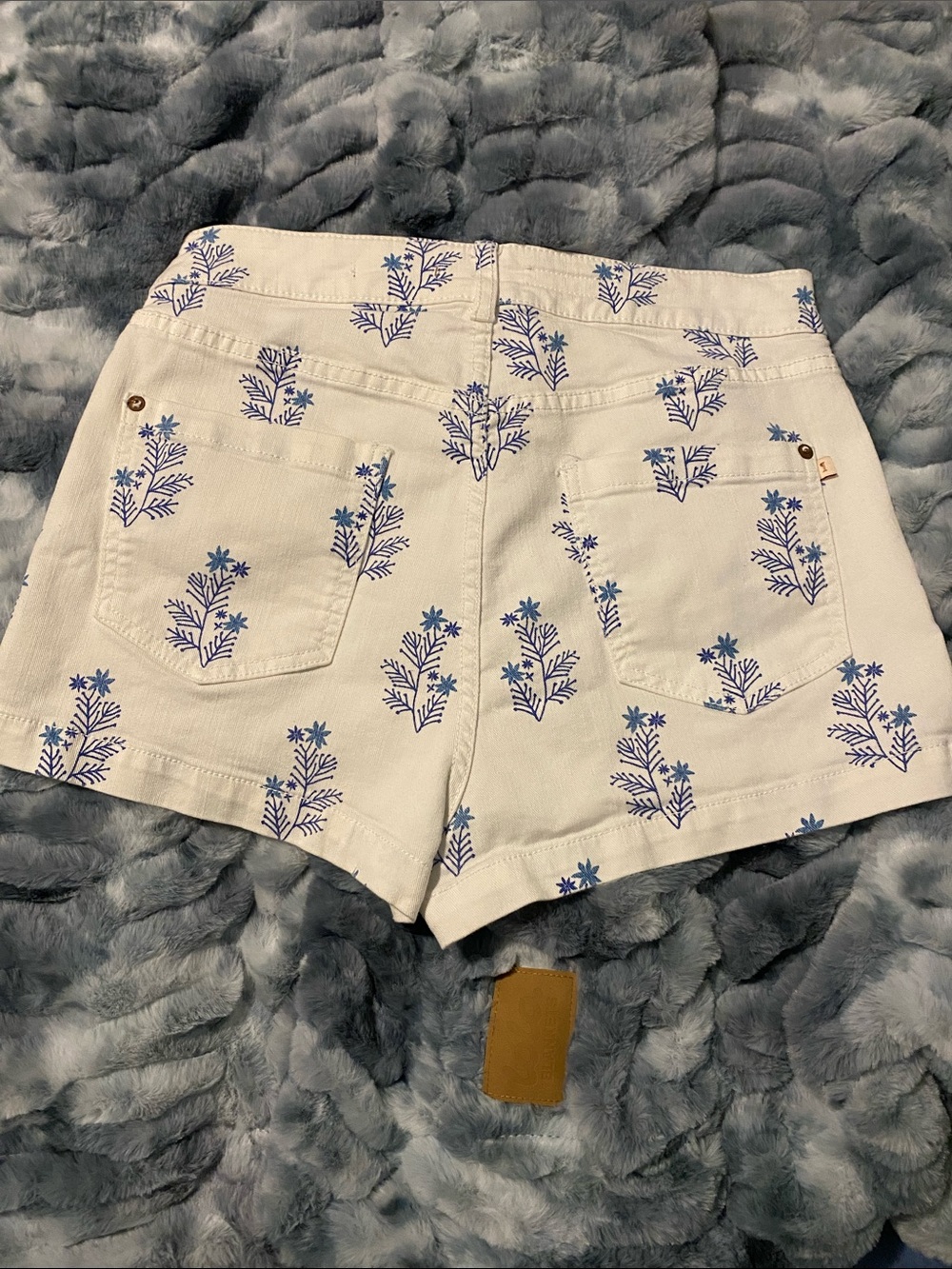 Pilcro White Denim Shorts with Blue Floral Print - Picture 2 of 5